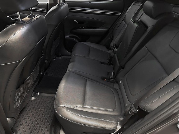 Hyundai Tucson 8 of 19