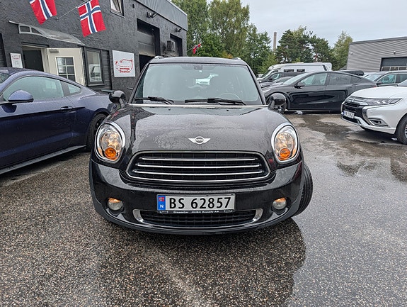 MINI Cooper 2 of 19