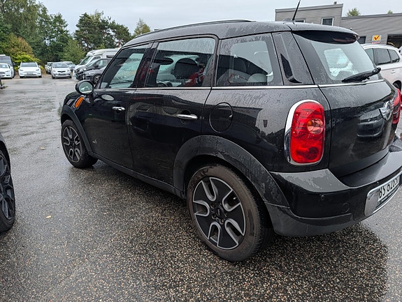 MINI Cooper 11 of 19