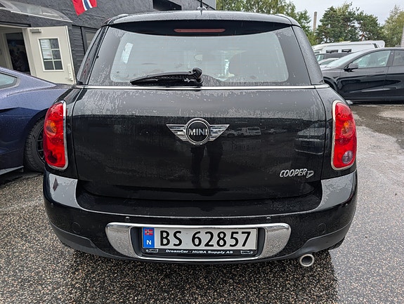 MINI Cooper 9 of 19