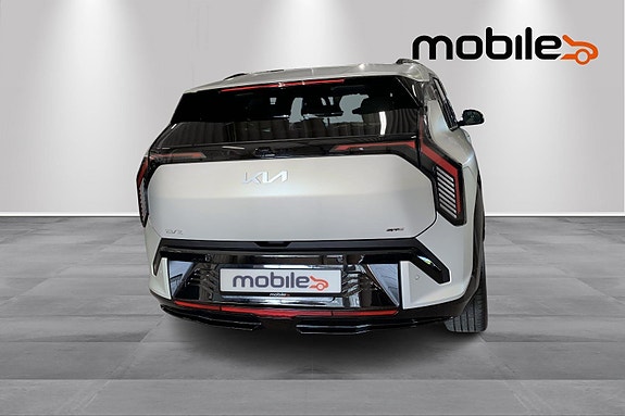 Kia EV3 4 of 28
