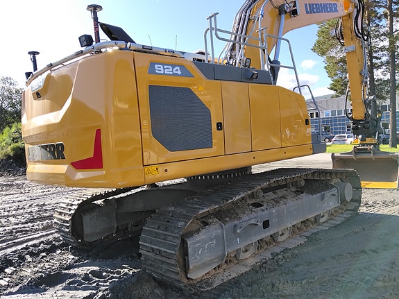 Liebherr 924 6 of 26