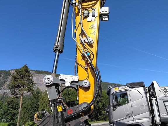 Liebherr 924 13 of 26