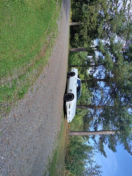 Chevrolet Corvette 2 of 26