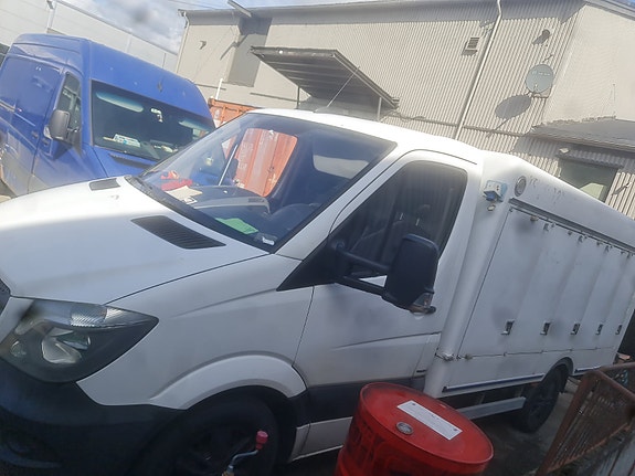 Mercedes-Benz Sprinter 316 2 of 7