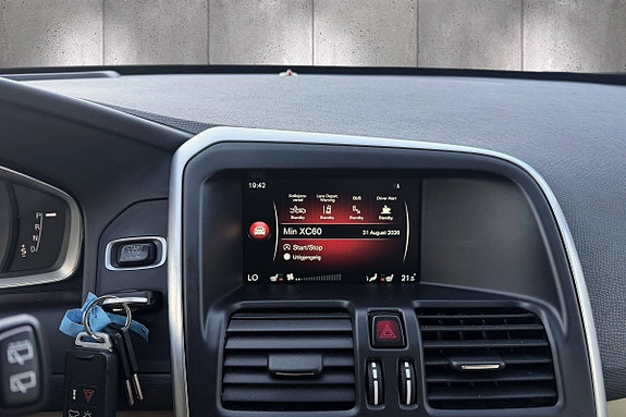 Volvo XC60 21 of 23