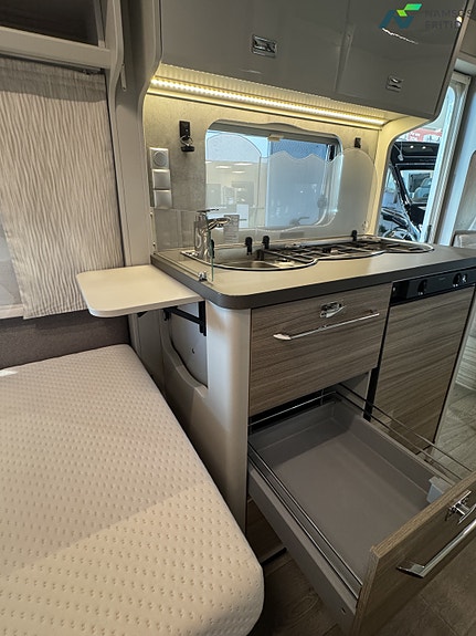 Bürstner Averso 490TL | ALDE | MOVER | MARKISE M/VEGGER | 13 of 21
