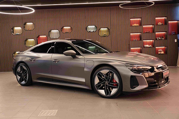 Audi e-tron GT RS 2 of 30