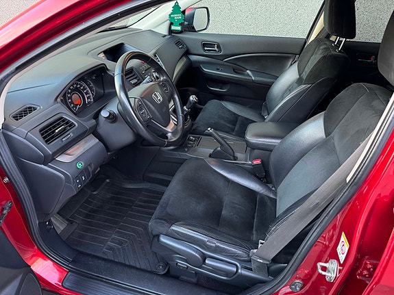 Honda CR-V 9 of 27