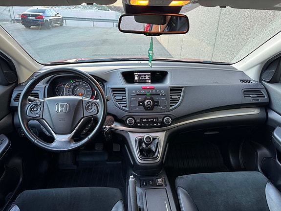 Honda CR-V 10 of 27