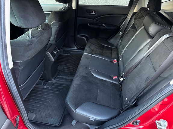 Honda CR-V 17 of 27