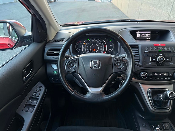 Honda CR-V 11 of 27