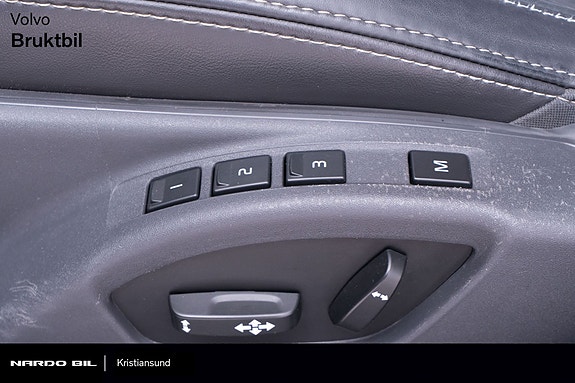 Volvo S60 24 of 30
