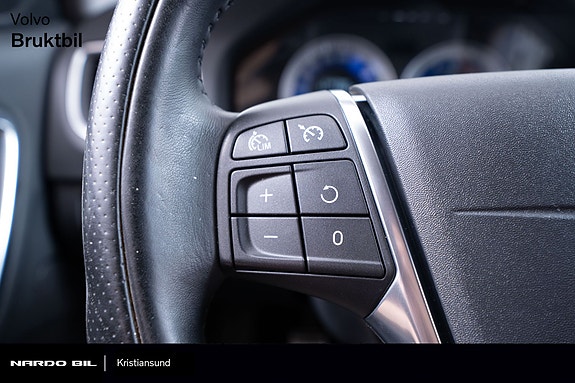 Volvo S60 14 of 30