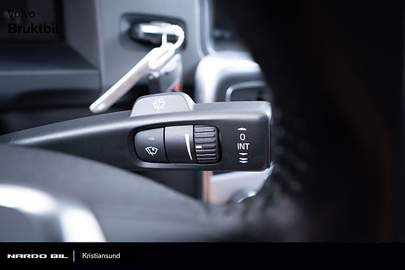 Volvo S60 13 of 30
