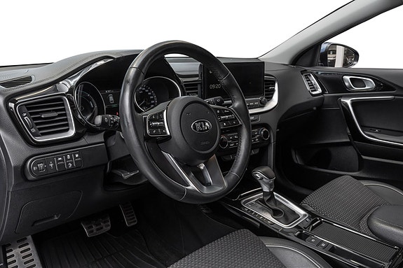Kia Ceed 10 of 30