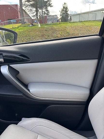 Mitsubishi Eclipse Cross 14 of 15