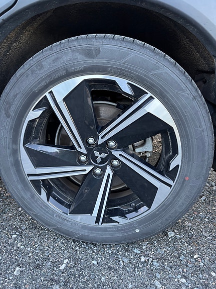 Mitsubishi Eclipse Cross 8 of 15