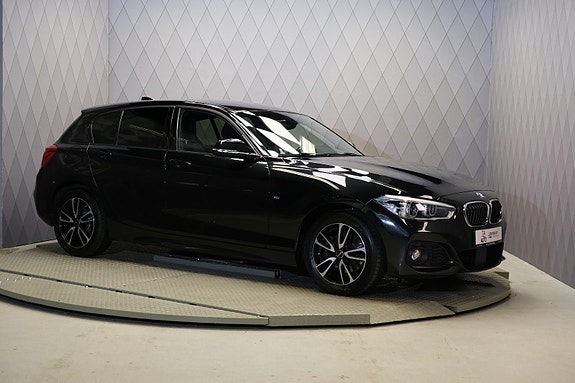 BMW 120d 3 of 30