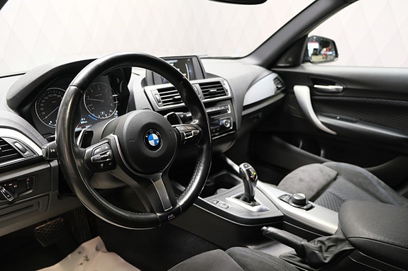 BMW 120d 24 of 30