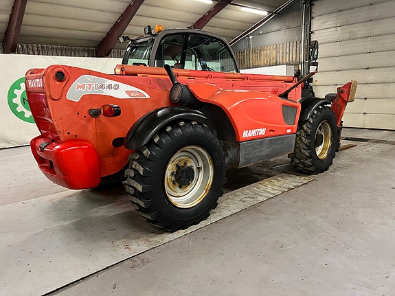 Manitou MT 1440 m/Hydr. pallegaffel 6 of 13