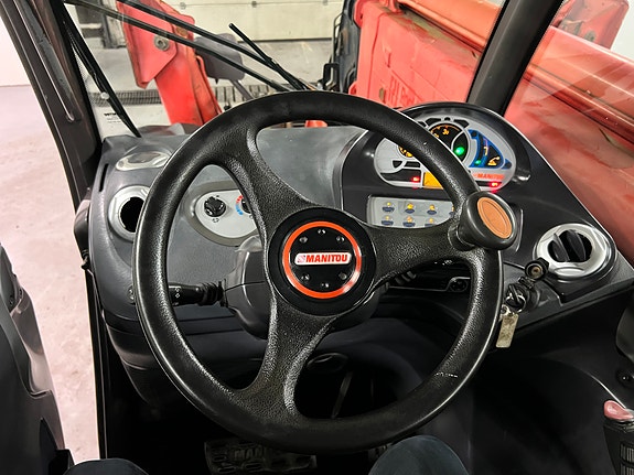 Manitou MT 1440 m/Hydr. pallegaffel 10 of 13