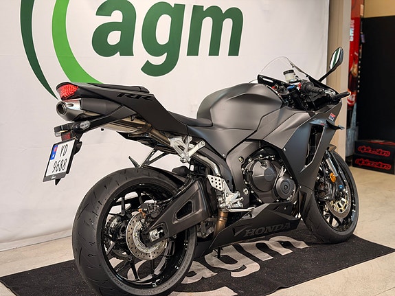 Honda CBR600RR //Lav Km stand- Kun 23,5 mil 3 of 23
