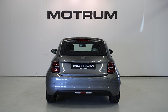 Fiat 500 4 of 30