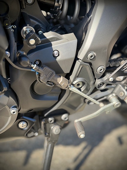 Yamaha R7 9 of 10