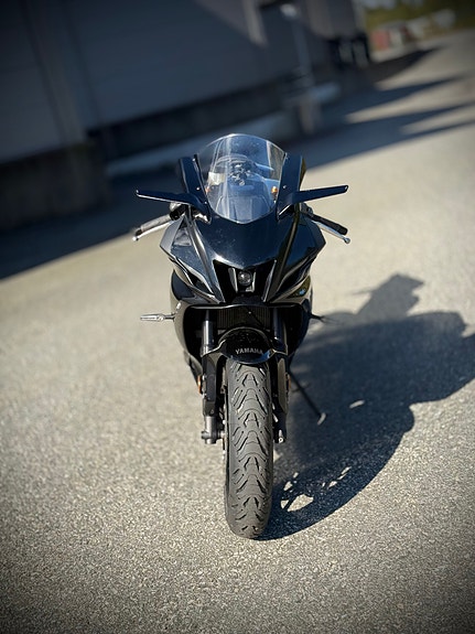 Yamaha R7 7 of 10
