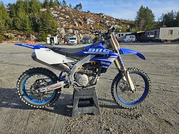 Yamaha YZ450F 5 of 6