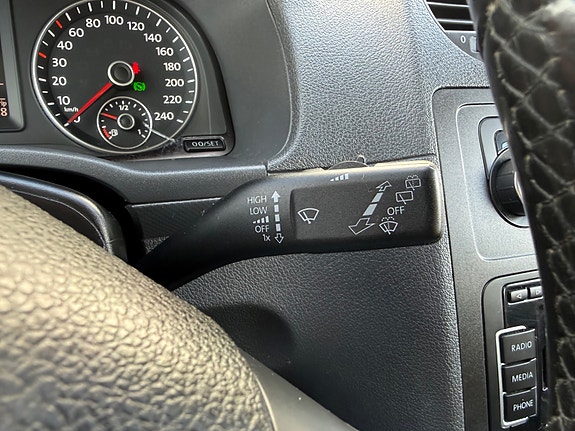 Volkswagen Caddy 12 of 30