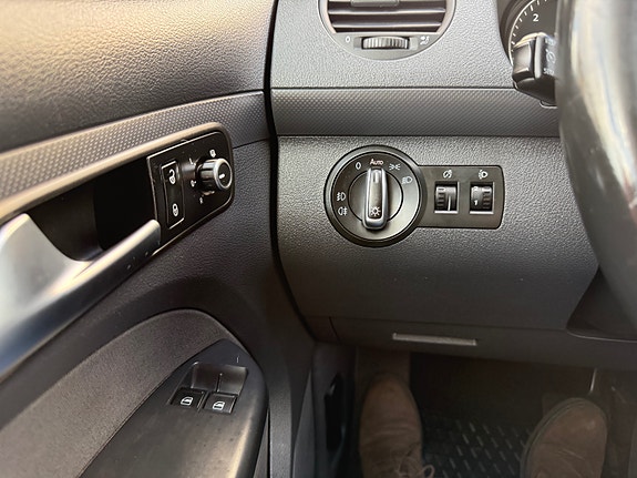 Volkswagen Caddy 13 of 30