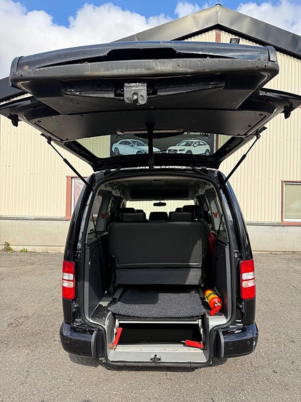 Volkswagen Caddy 25 of 30