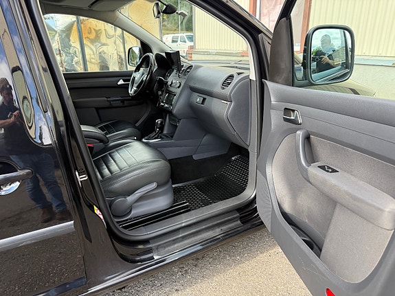 Volkswagen Caddy 29 of 30