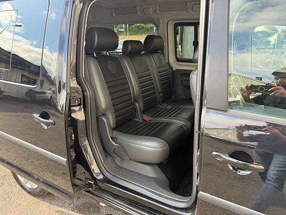 Volkswagen Caddy 27 of 30
