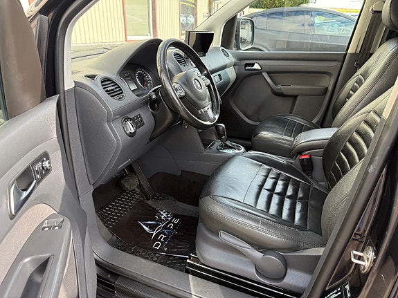 Volkswagen Caddy 21 of 30