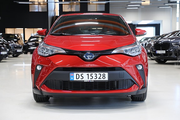 Toyota C-HR 3 of 30