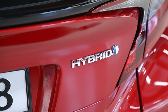 Toyota C-HR 9 of 30