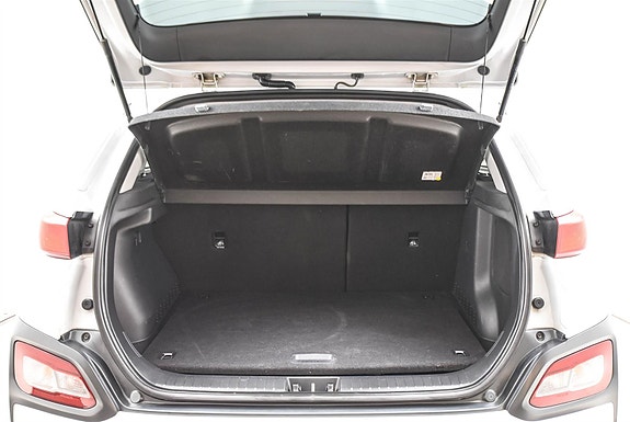 Hyundai Kona 10 of 28