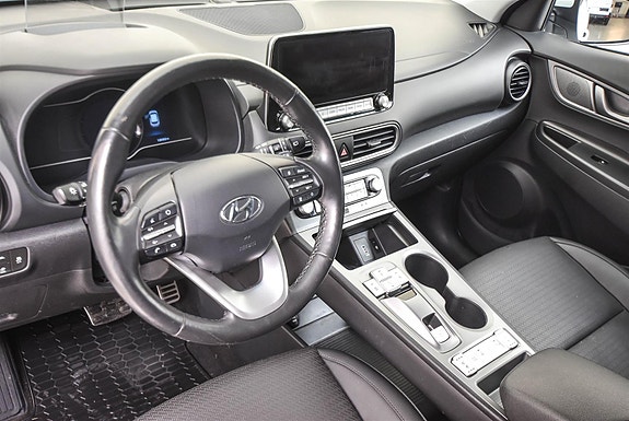 Hyundai Kona 11 of 28