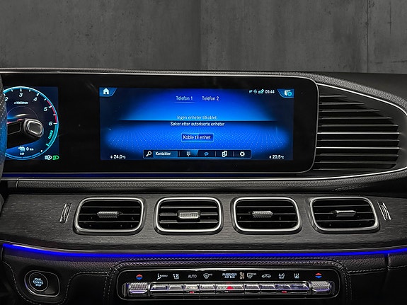 Mercedes-Benz GLE350 de 27 of 30