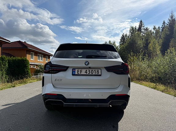 BMW iX3 15 of 30