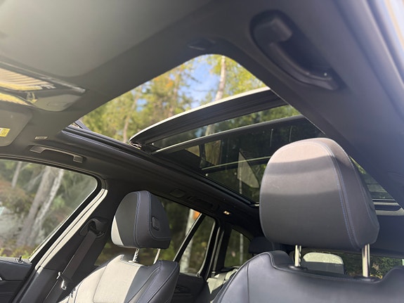 BMW iX3 24 of 30