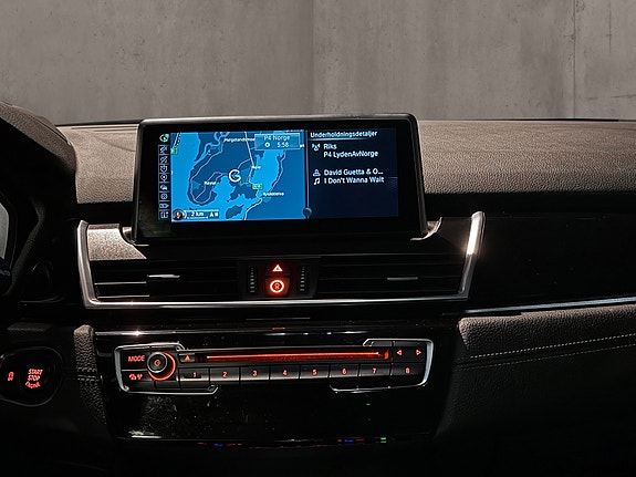 BMW 220d 26 of 29