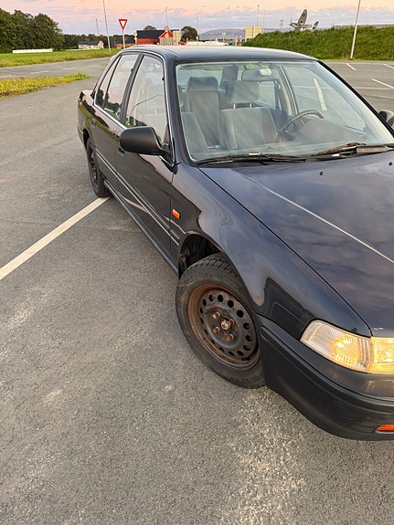 Honda Accord 3 of 30