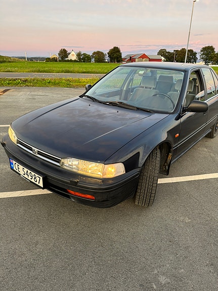 Honda Accord 2 of 30