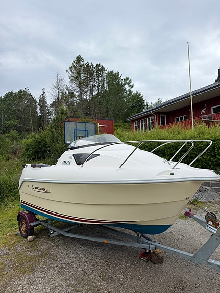 Quicksilver 460, perfect Daily cruise boat! 9 of 13