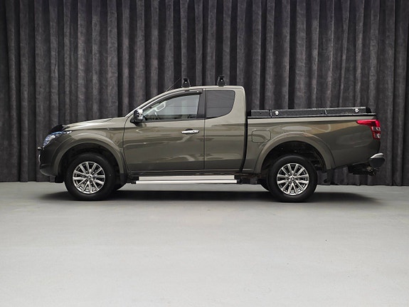 Mitsubishi L200 4 of 30