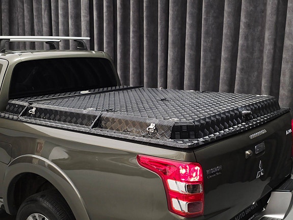 Mitsubishi L200 12 of 30